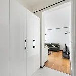 Warszawski Modern By Bookinghost