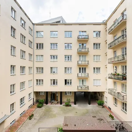Warszawski Modern Apartment