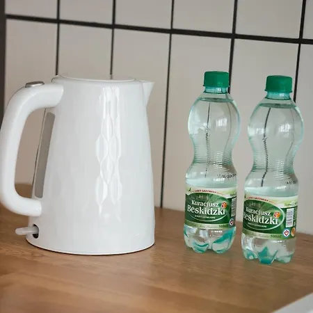 Warszawski Modern By Bookinghost Varšava